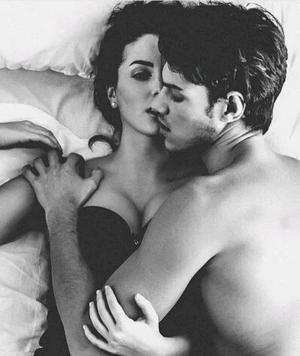 sexi love 💋❤️ sticker 12