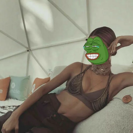 -CelebS Pepe | @Its_ArTina 👛 sticker 4