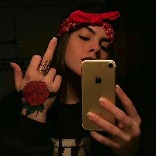 Fhe 🌹 Preciosa 💎 sticker 7