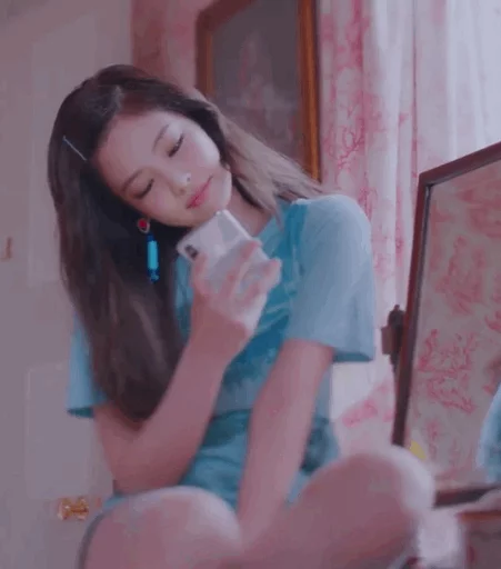 Jennie SoLo by SuJi Telegram sticker pack