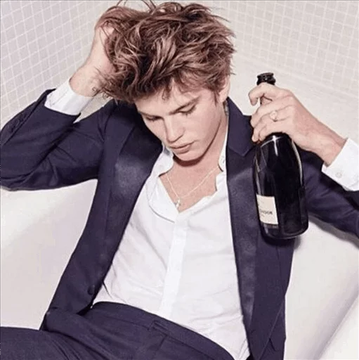Jordan Barrett 🌚💧 sticker 6