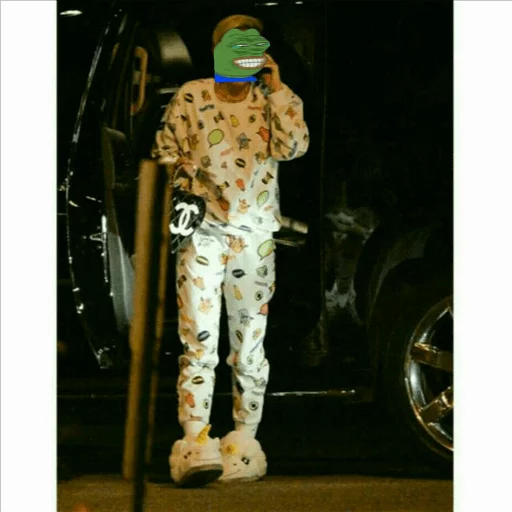 [ @koskholfamily pepe 🐸💧] sticker 9