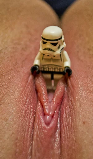 Naked STAR WARS sticker 2